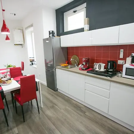 Bed & Breakfast Vulkania 2*